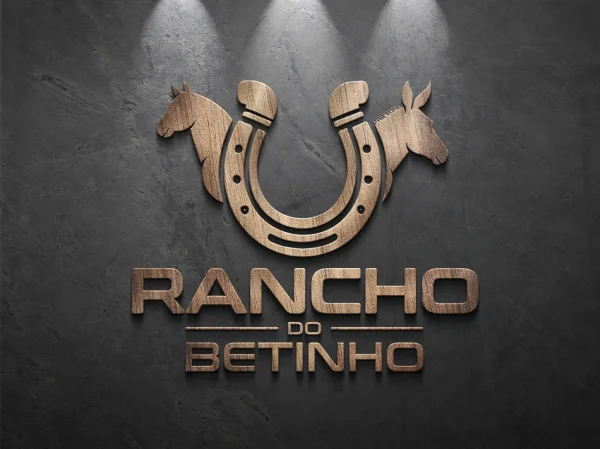 Logotipo Rancho do Betinho em textura de madeira 3D com silhuetas de cavalo e ferradura.