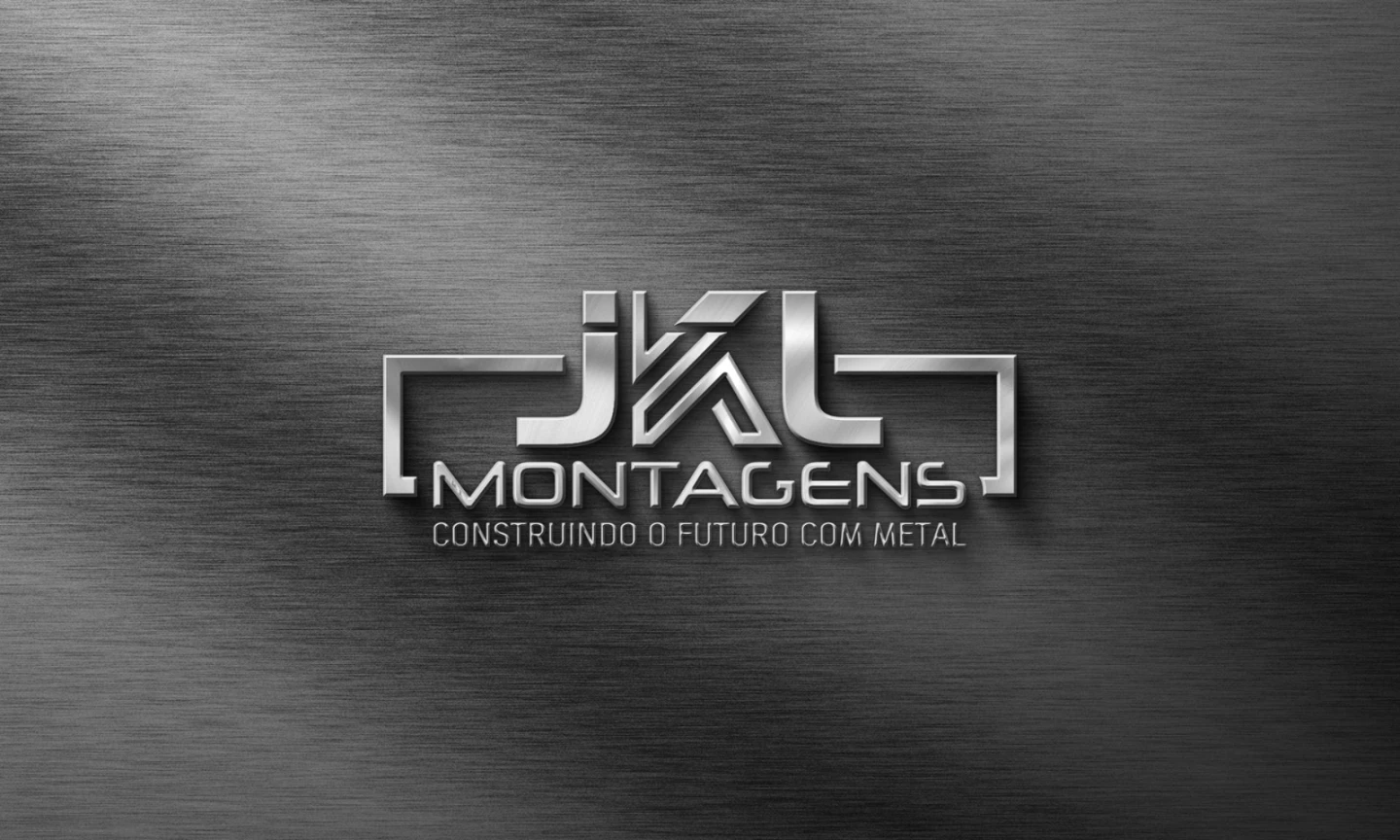 Logotipo metalizado da JKL Montagens sobre fundo de aço escovado com o slogan Construindo o Futuro com Metal.