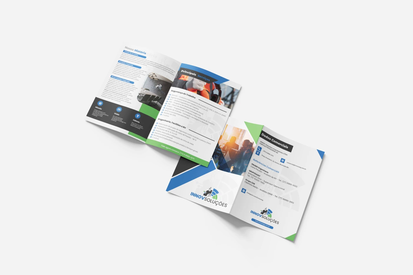 Mockup de portfólio empresarial aberto da Innov Seg mostrando serviços de engenharia e segurança do trabalho.