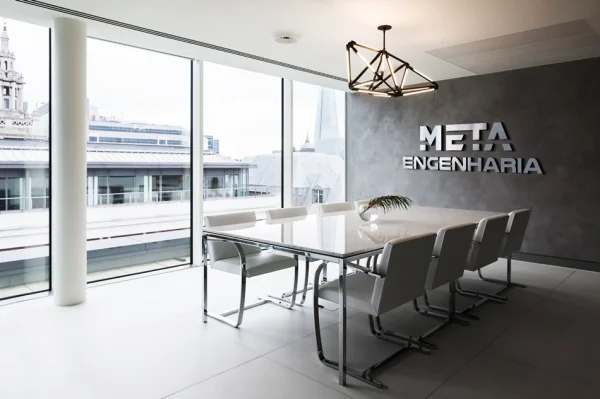 Criação de Logo para Engenharia: Autoridade e Precisão Visual