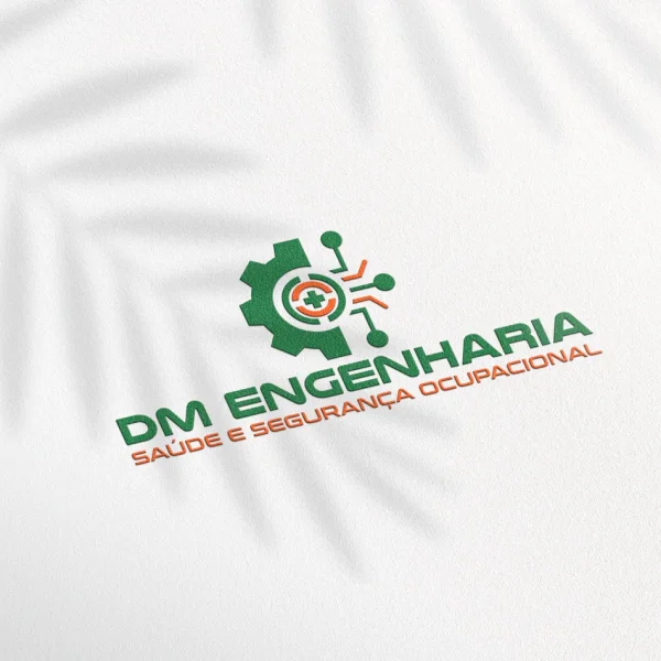 Logotipo da DM Engenharia em verde e laranja com ícone de engrenagem e cruz de saúde.